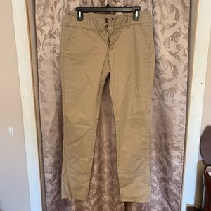 Skinny khaki pants